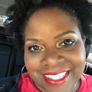 Meet your Posher, Jocquelyn